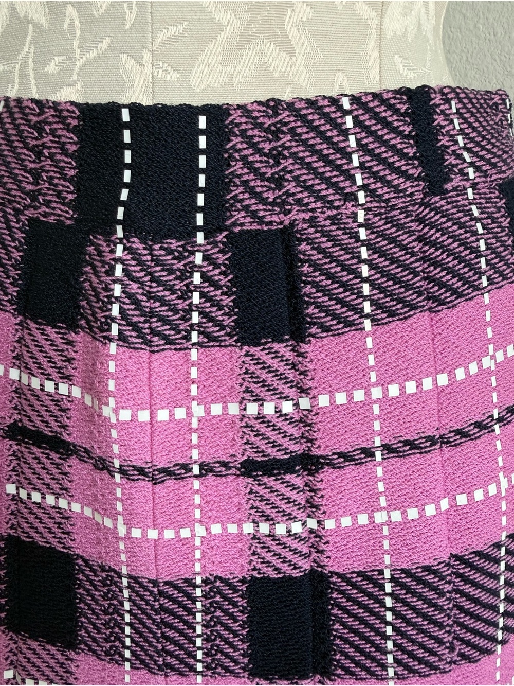 St. John Knit Collection Marie Gray Pink Pleated Skirt 4 Small skater - Picture 2 of 7